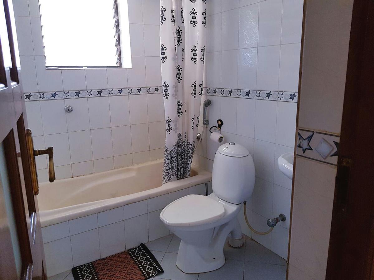 Royal Regal Apartment *